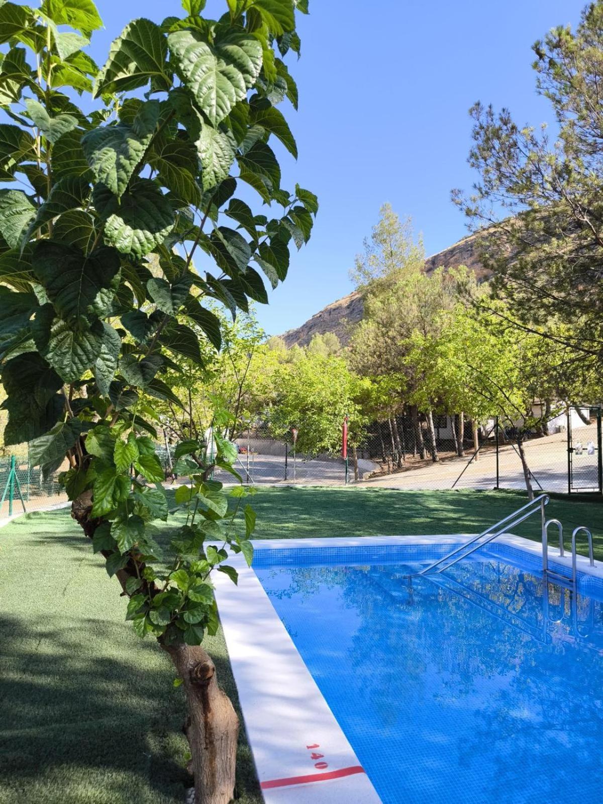 Centro De Ocio Alua Casa Rural Iznajar Lago De Andalucia Exteriér fotografie